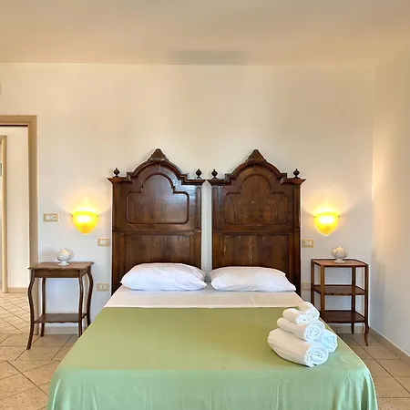 Casalusa * Casamassella